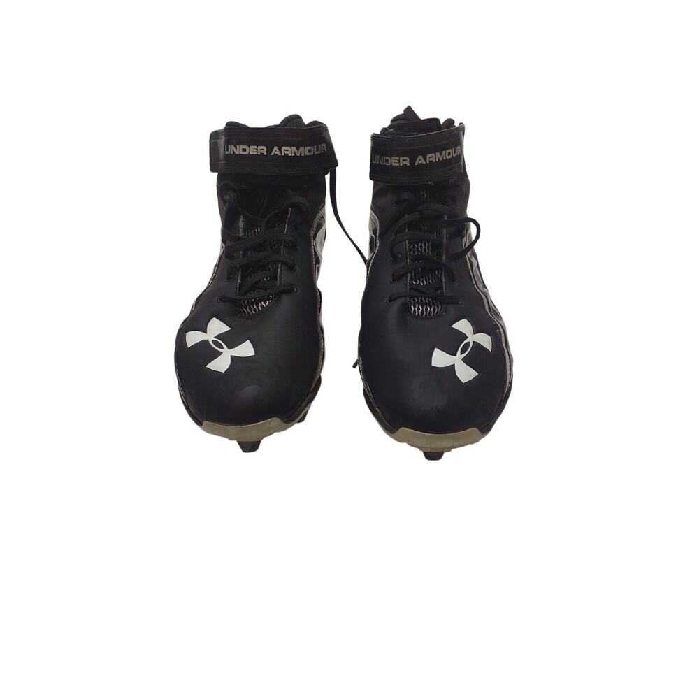 mens under armour fierce havoc mid D football cleats.